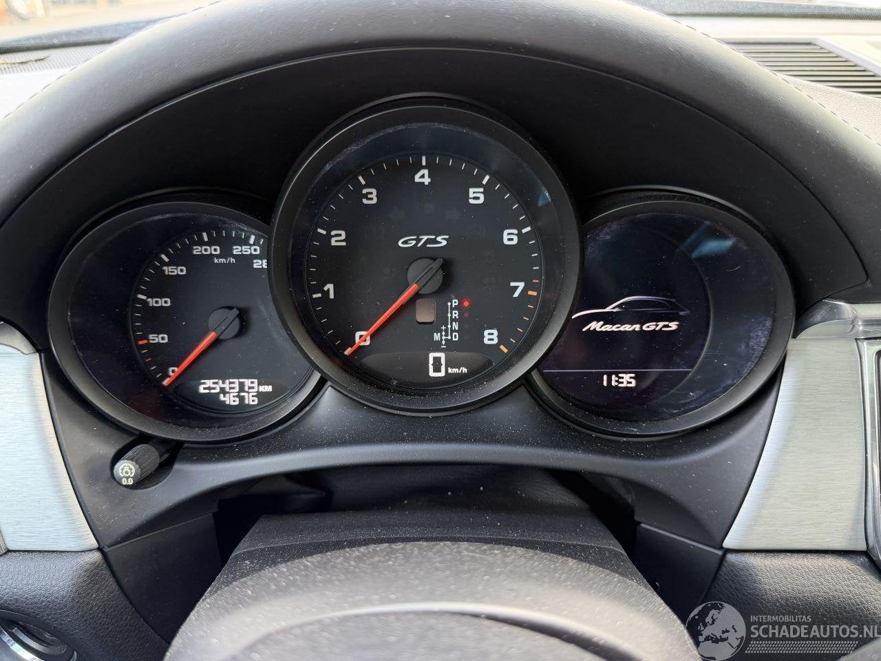 Foto 14 van Porsche Macan 3.0 GTS AWD / Panorama / Leer (bj 2017)