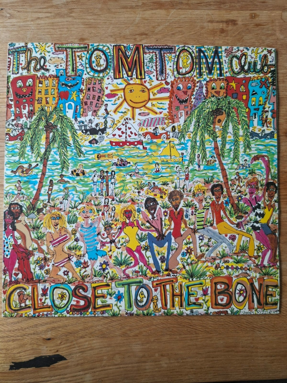 Tom Tom Club - Close To The Bone (lp 1983), Ophalen of Verzenden, Gebruikt, LP
