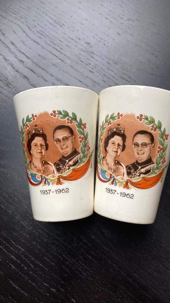 Set van 2 Juliana & Bernhard jubileum bekers 1937-1962, Ophalen of Verzenden