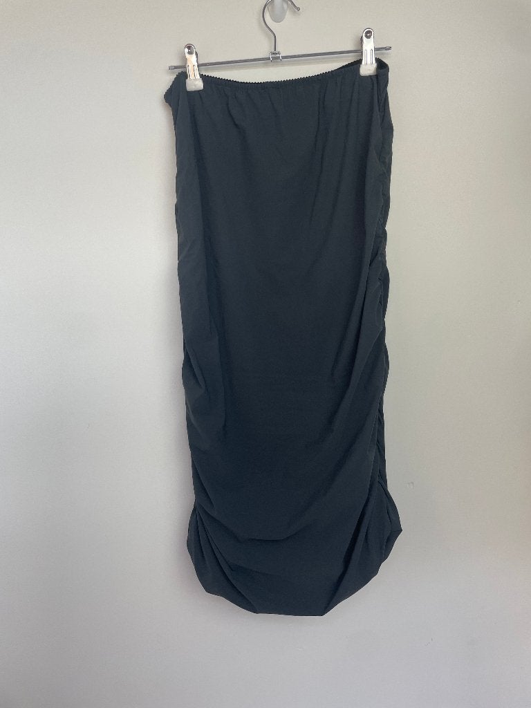 MOQ kokerrok plooien ruching grijs maat L midi travelstof, Maat 38/40 (M), MOQ shop, Info@moqshop.nl, Ophalen of Verzenden