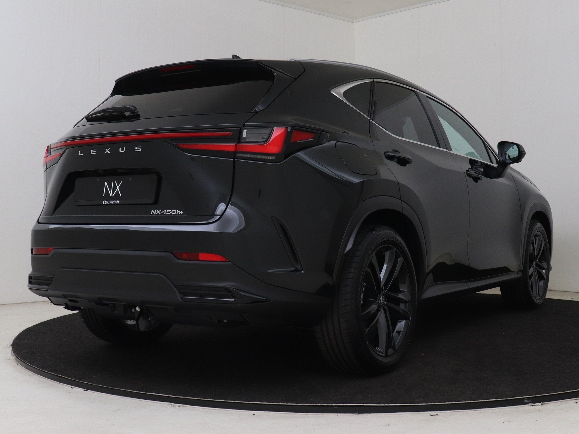 Lexus NX 450h+ AWD 35th Edition Trekhaak | 360 Camera | 20", Automaat, 4 cilinders, Zwart, SUV of Terreinwagen