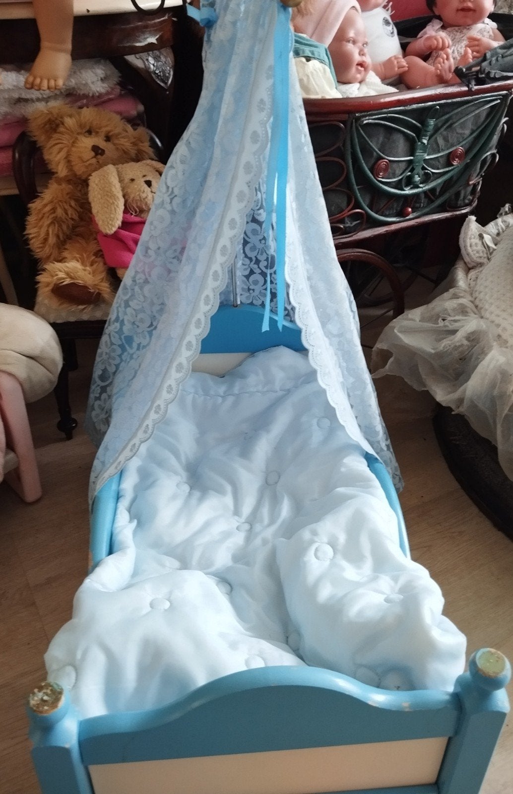 Schattig houten poppenbedje met hemeltje - blauw, Ophalen, Gebruikt, Overige typen