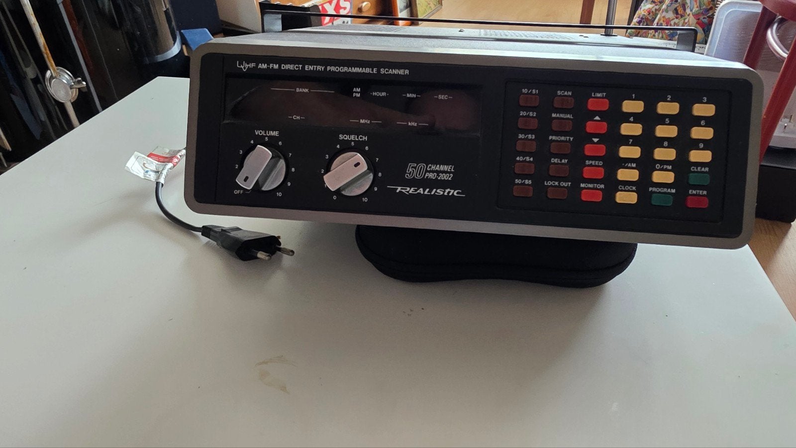 Realistic PRO-2002 50-kanaals programmeerbare scanner, Ophalen of Verzenden, Gebruikt, Radio
