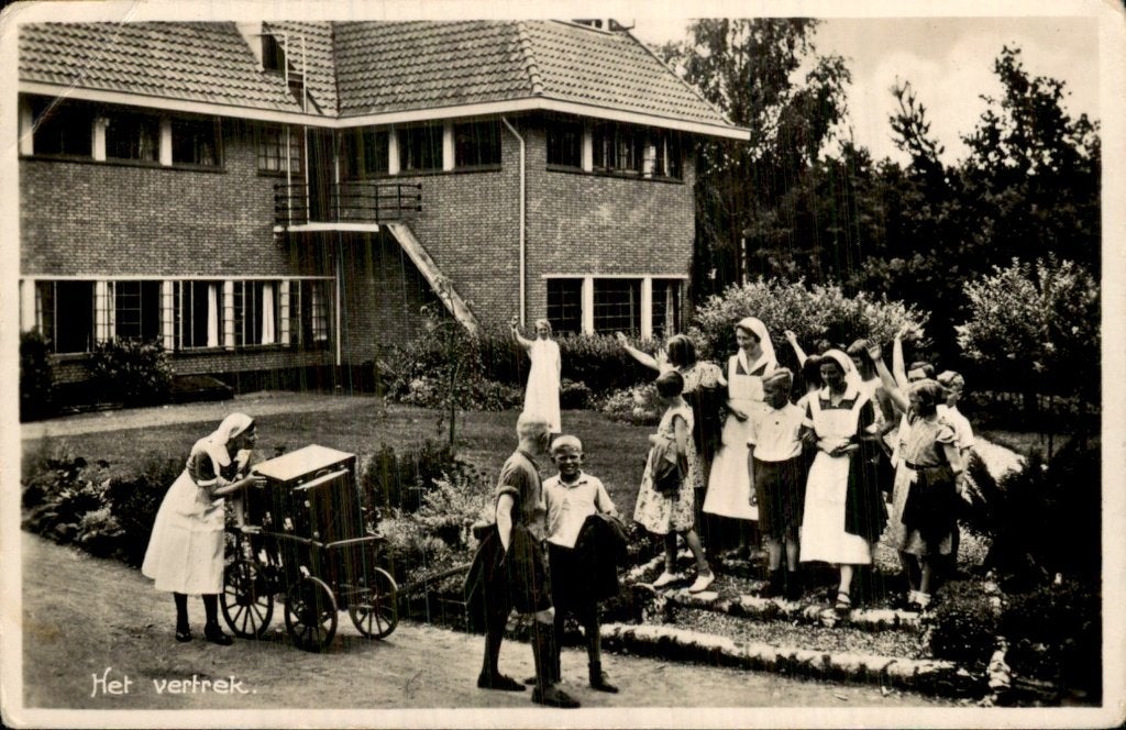 Nijmegen - Herstellingsoord - Het vertrek, Verzamelen, Ophalen of Verzenden, 1920 tot 1940, Gelopen, Gelderland