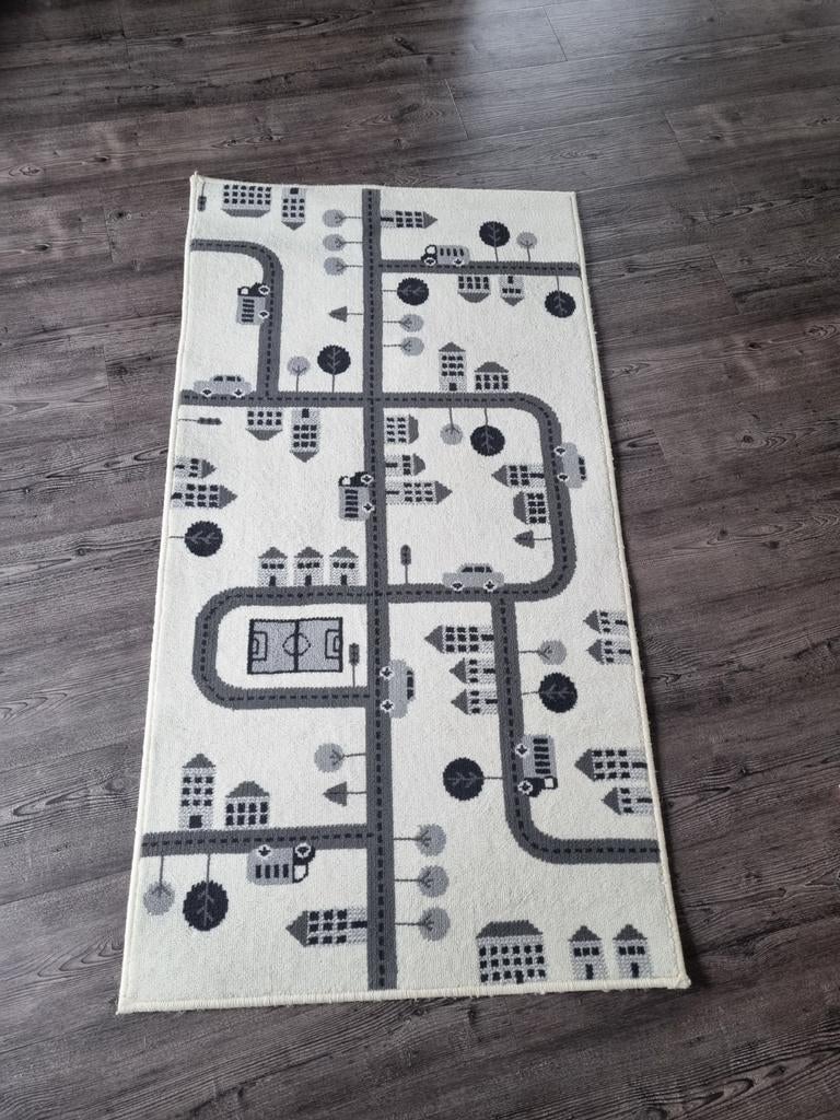 Speelkleed met wegenpatroon - ideaal voor kinderkamer, Ophalen, Kindvriendelijk, Speels, Modern, Gebruikt, Grijs
