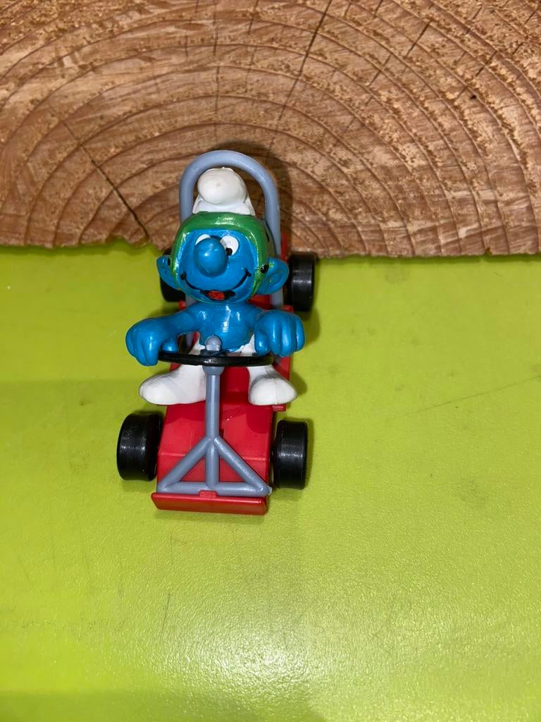 Smurfen super smurf in kart, Ophalen of Verzenden, Zo goed als nieuw, Verschillende Smurfen