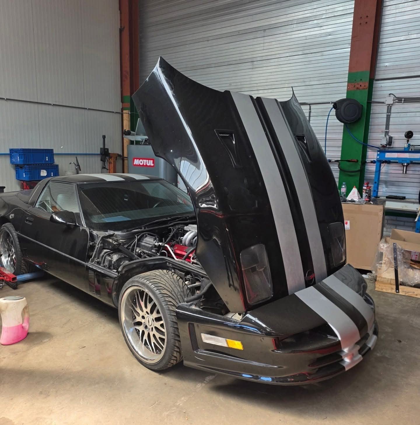 Chevrolet Corvette C4 1985 75500km belastingvrij ACI stalker, Auto's, 249 pk, Leder en Stof, Zwart, Corvette