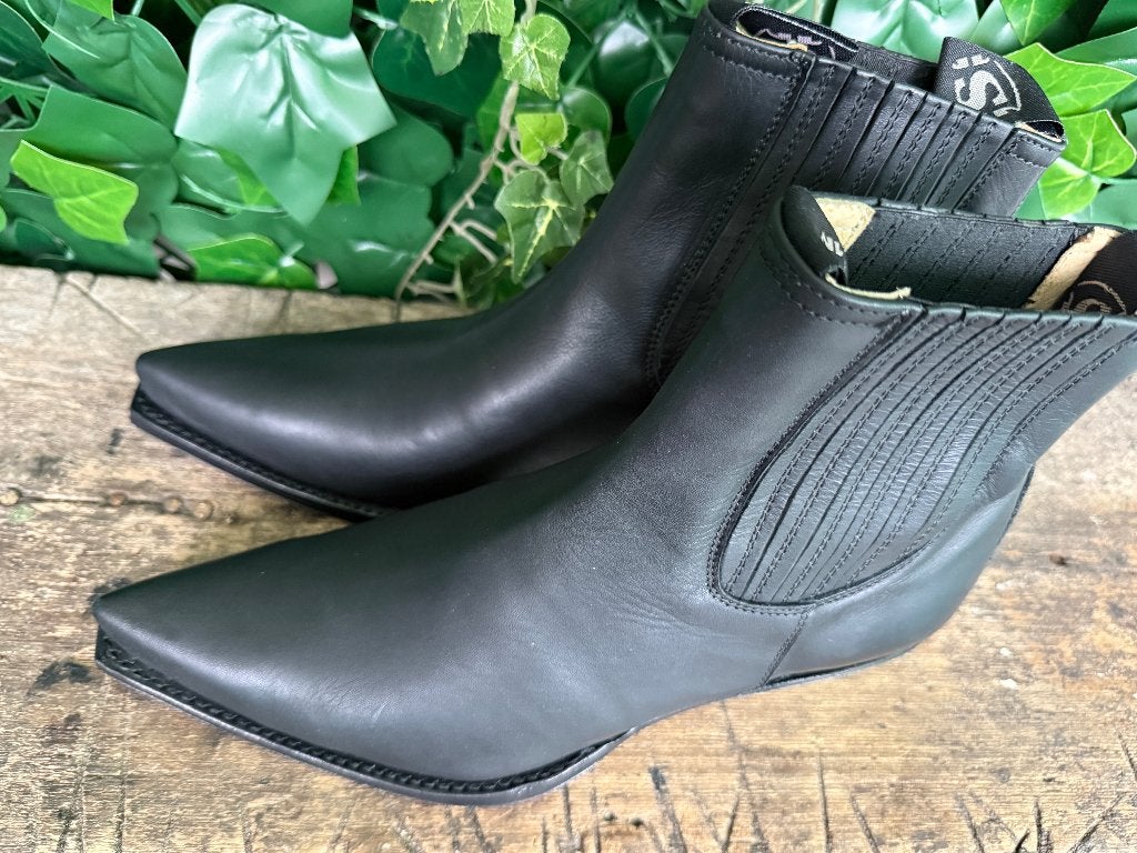 geweldig mooie uniseks laarzen van Sendra maat 41, Sendra, Zwart, Boots, Nieuw