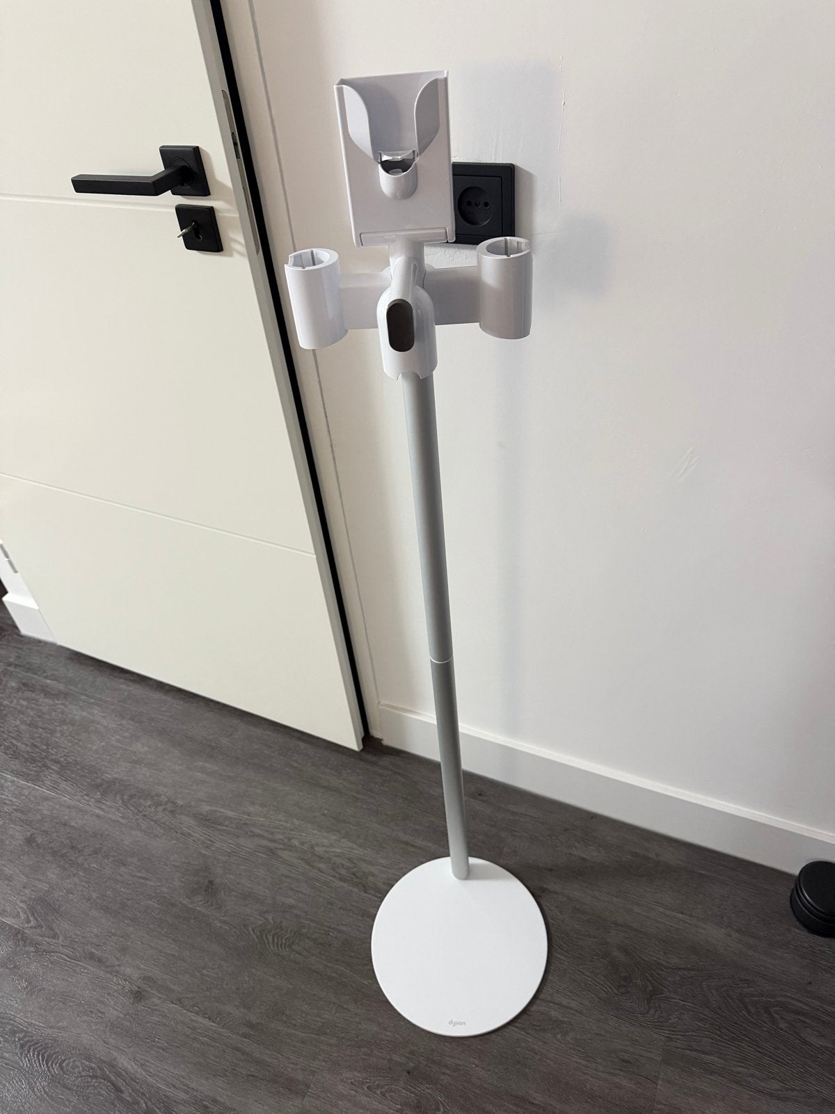 Dyson Floor Dok Multi Vrijstaand Oplaadstation, Witgoed en Apparatuur, Ophalen, Zo goed als nieuw