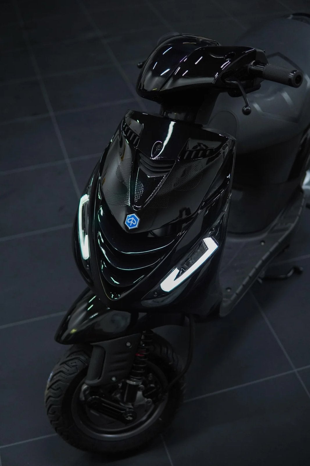 OPZOEK! Piaggio zip 80cc met een ab of +- begrenzer, Ophalen of Verzenden, Zo goed als nieuw, Benzine, Zip