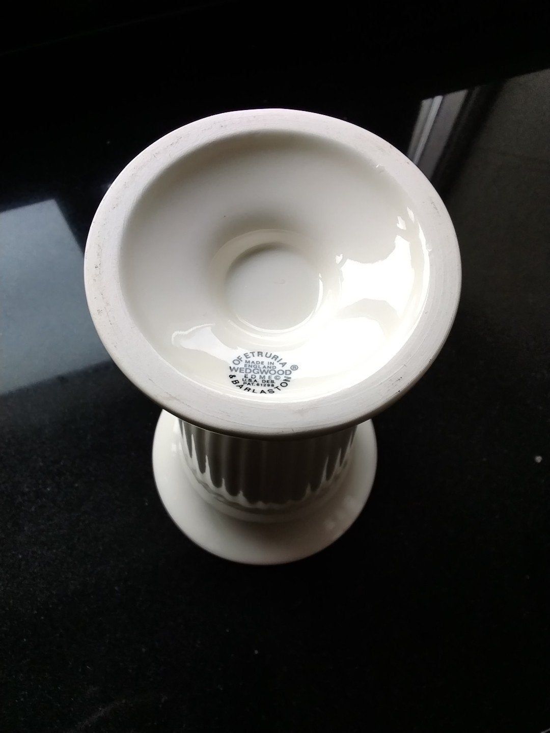 Wedgwood Edme of Etruria & Barlaston, puntgave vaas, Ophalen of Verzenden, Zo goed als nieuw