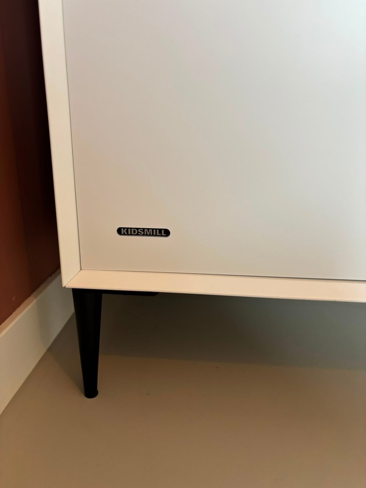 Foto 14 van Kidsmill Lasse Babykamer wit: Ledikant, Commode, Kledingkast