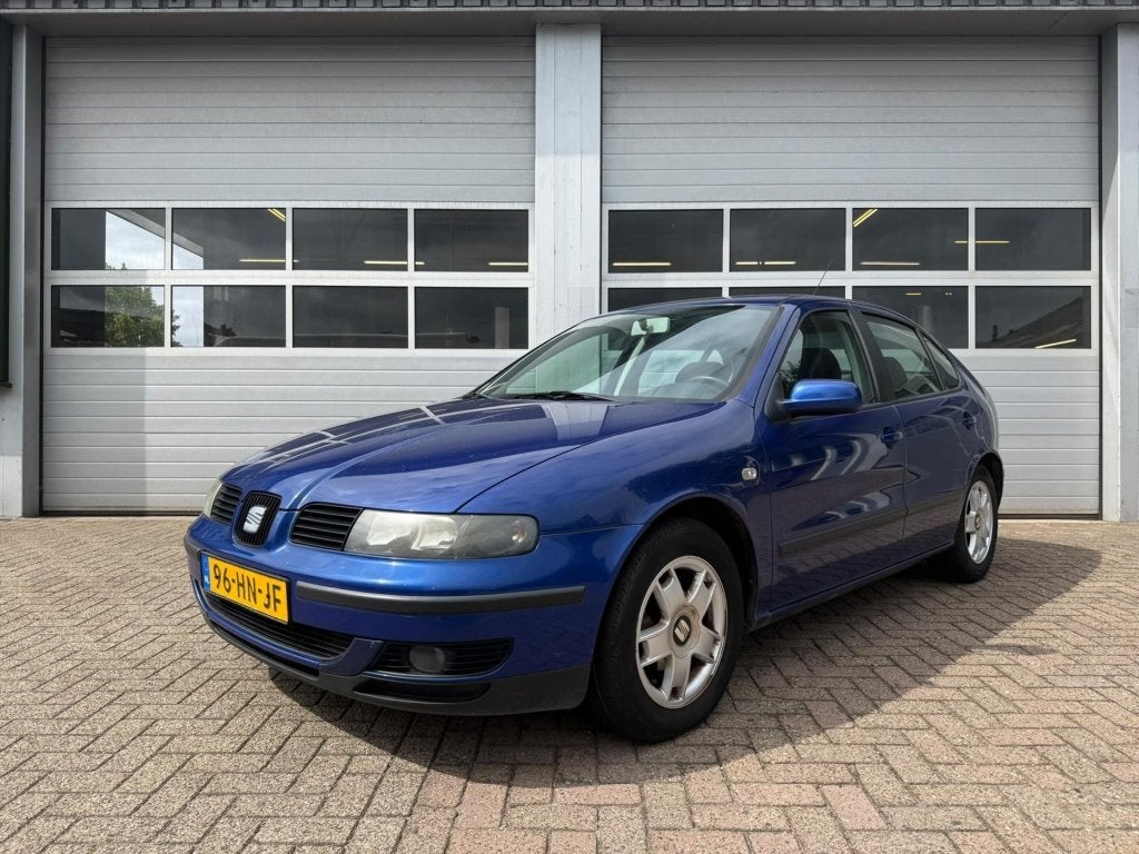 SEAT Leon 1.6 16V 77KW | Achteras defect | GEEN APK, foto 2