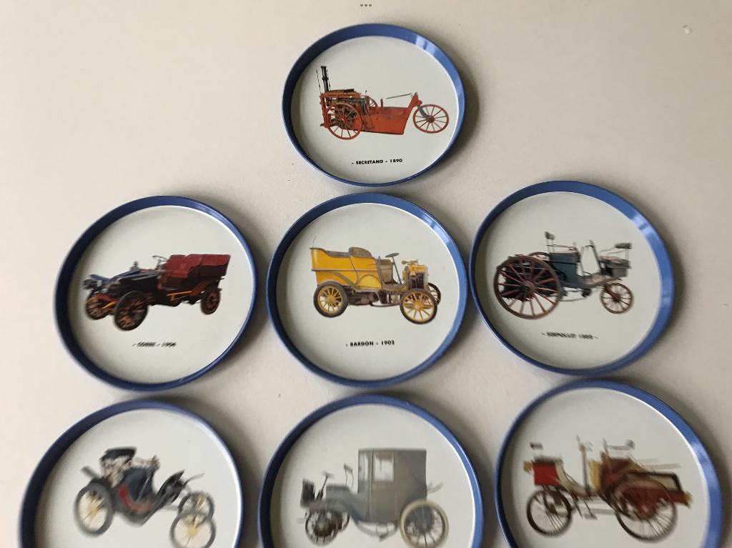 Set 7 ronde metalen onderzetters auto’s oldtimers Samo, Ophalen of Verzenden