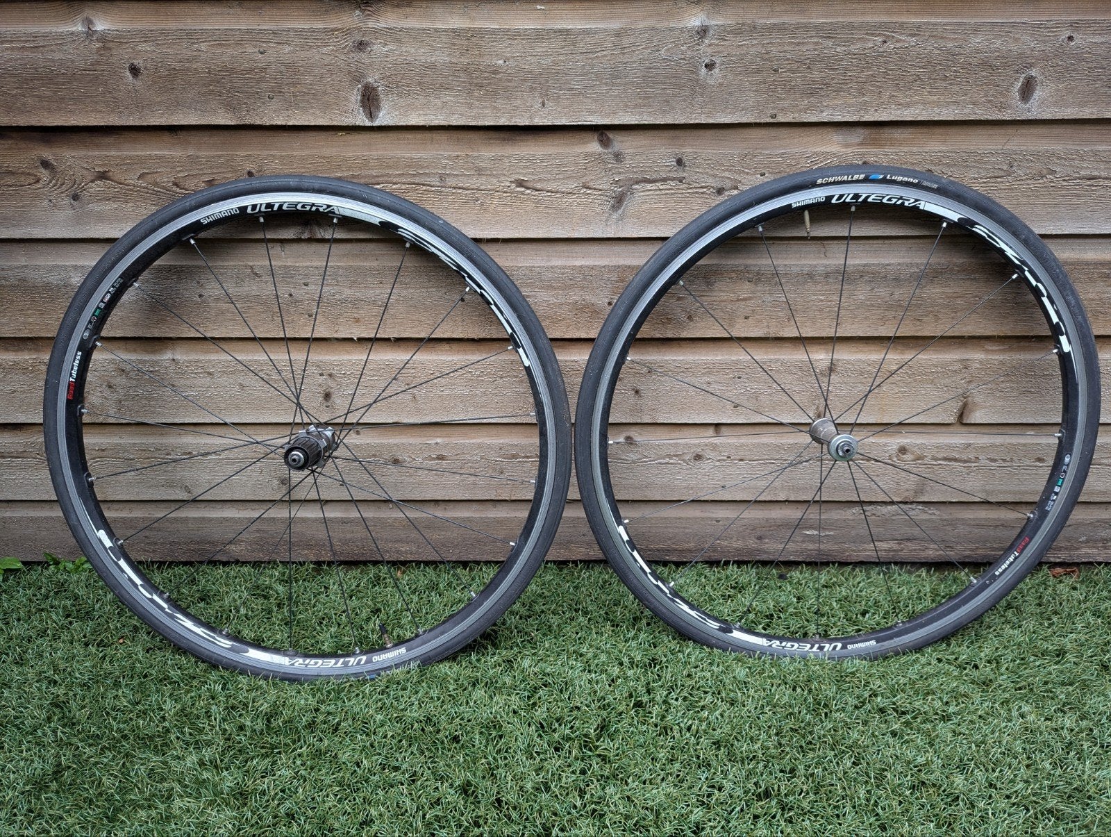 Shimano Ultegra WH-6700 Wielset met Schwalbe Lugano, Fietsen en Brommers, Gebruikt, Aluminium, Shimano, Racefiets