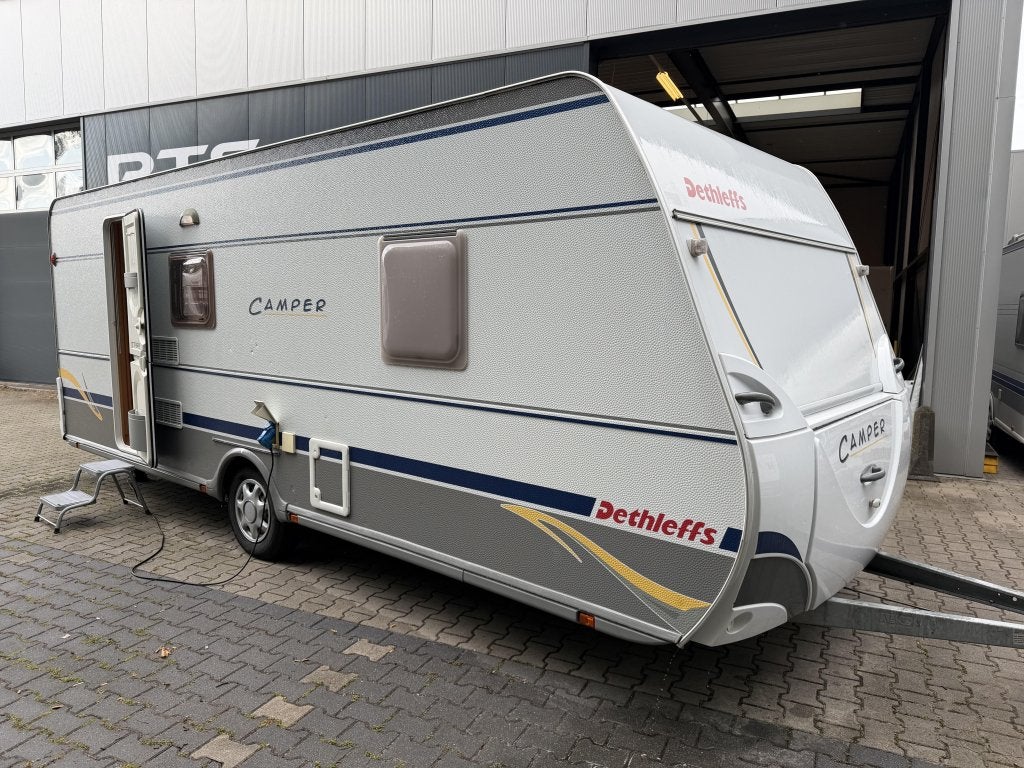 Dethleffs Camper 500 TK 6 PERSOONS - STAPELBEDDEN - BOMVOL!, Caravans en Kamperen, Standaardzit, Overige typen, Bedrijf, Dethleffs
