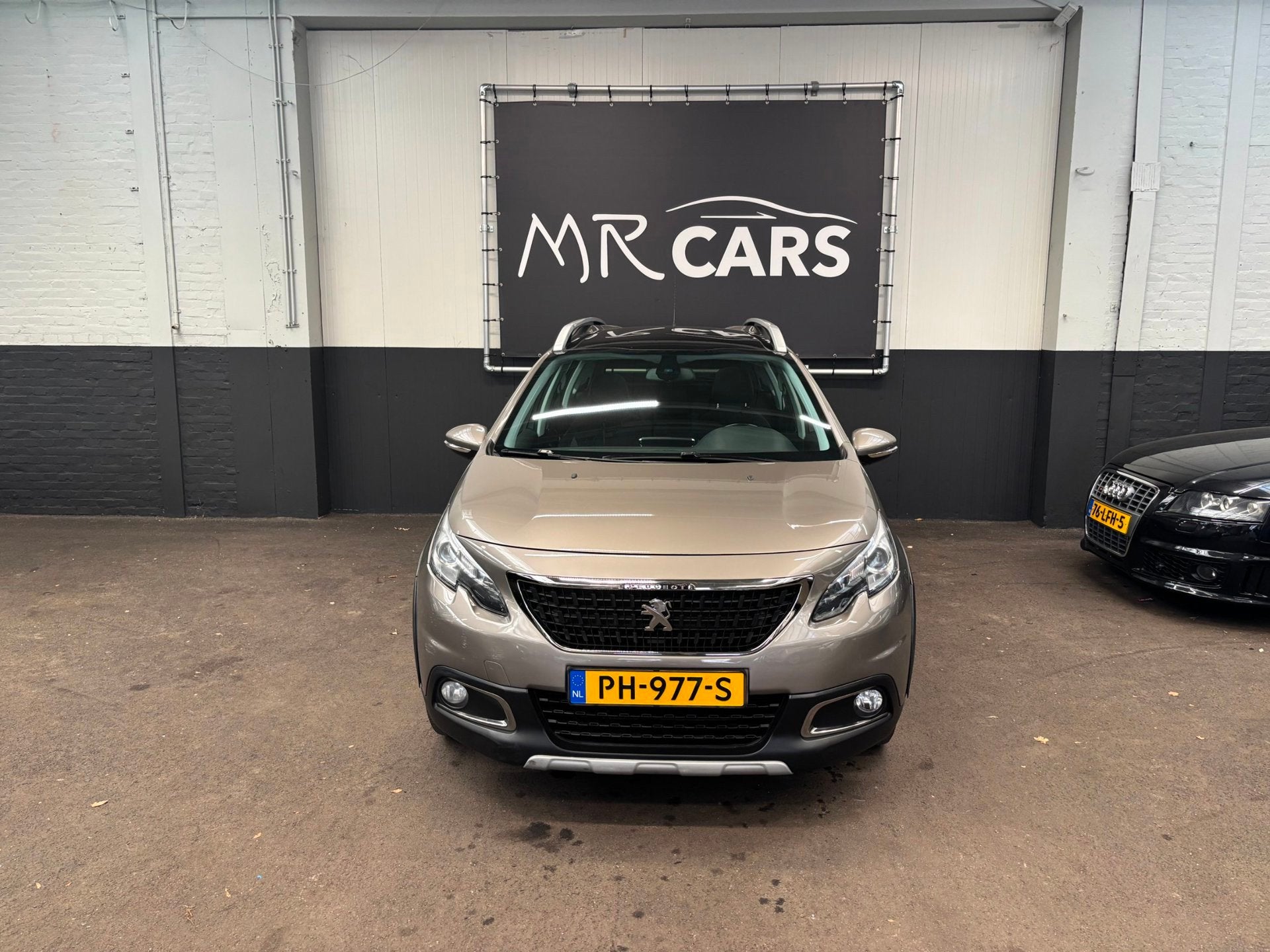 Peugeot 2008 1.2 PureTech Allure airco/pano, Auto's, 1199 cc, 49 €/maand, Origineel Nederlands, Bedrijf
