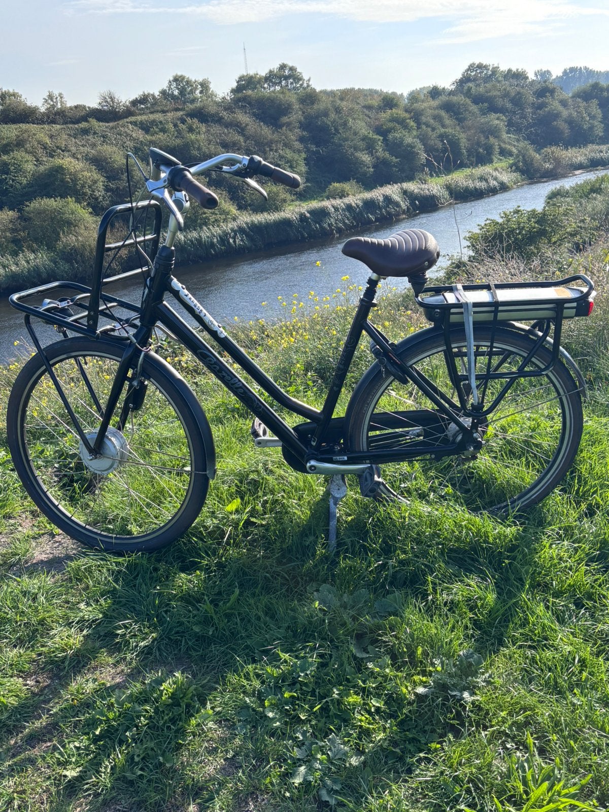 Prachtige Gazelle Miss Grace elektrische fiets, Ophalen, Zo goed als nieuw, 51 tot 55 cm, 50 km per accu of meer