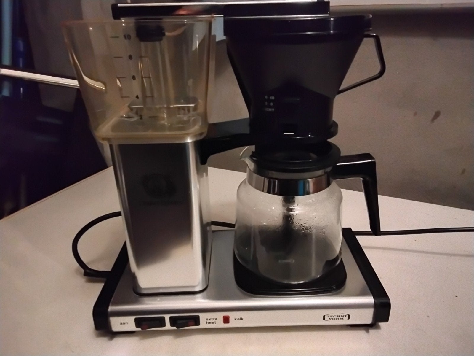 Douwe egberts koffiezetapparaat, Ophalen