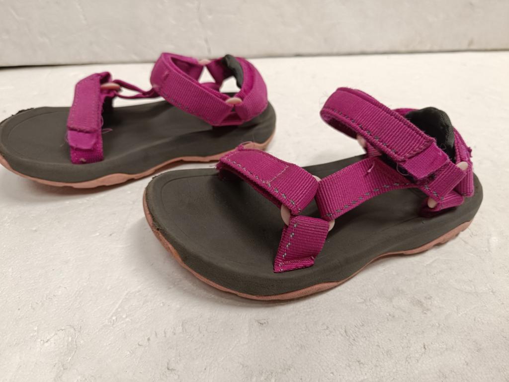 Teva sandalen maat 29, Kinderen en Baby's, Gebruikt, Jongen of Meisje, Overige typen, Ophalen of Verzenden