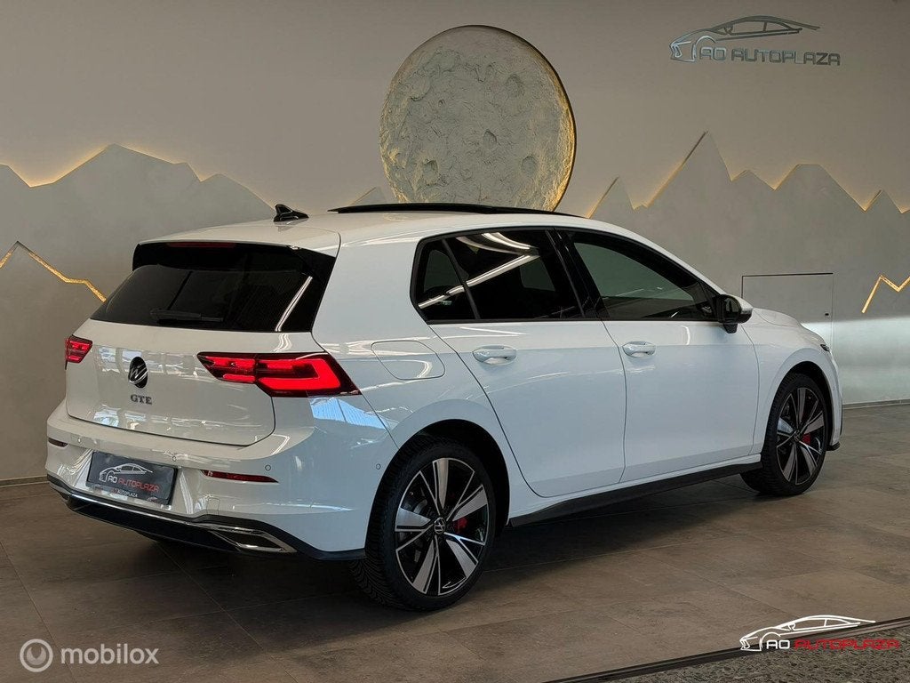 Volkswagen Golf 1.4 eHybrid GTE Panorama/Memory/HUD/Stoelven, Auto's, Volkswagen, Zwart, 4 cilinders, Wit, 1527 kg
