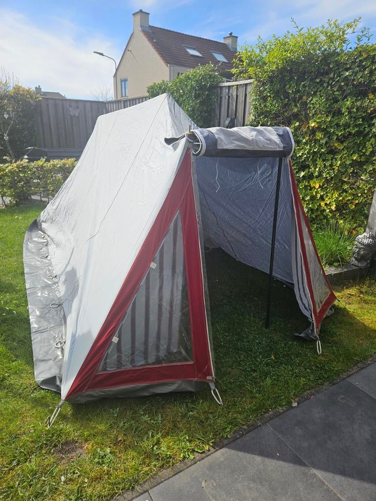 Oerdegelijke 3-persoonstent met voortent, Ophalen, Zo goed als nieuw, Tot en met 3