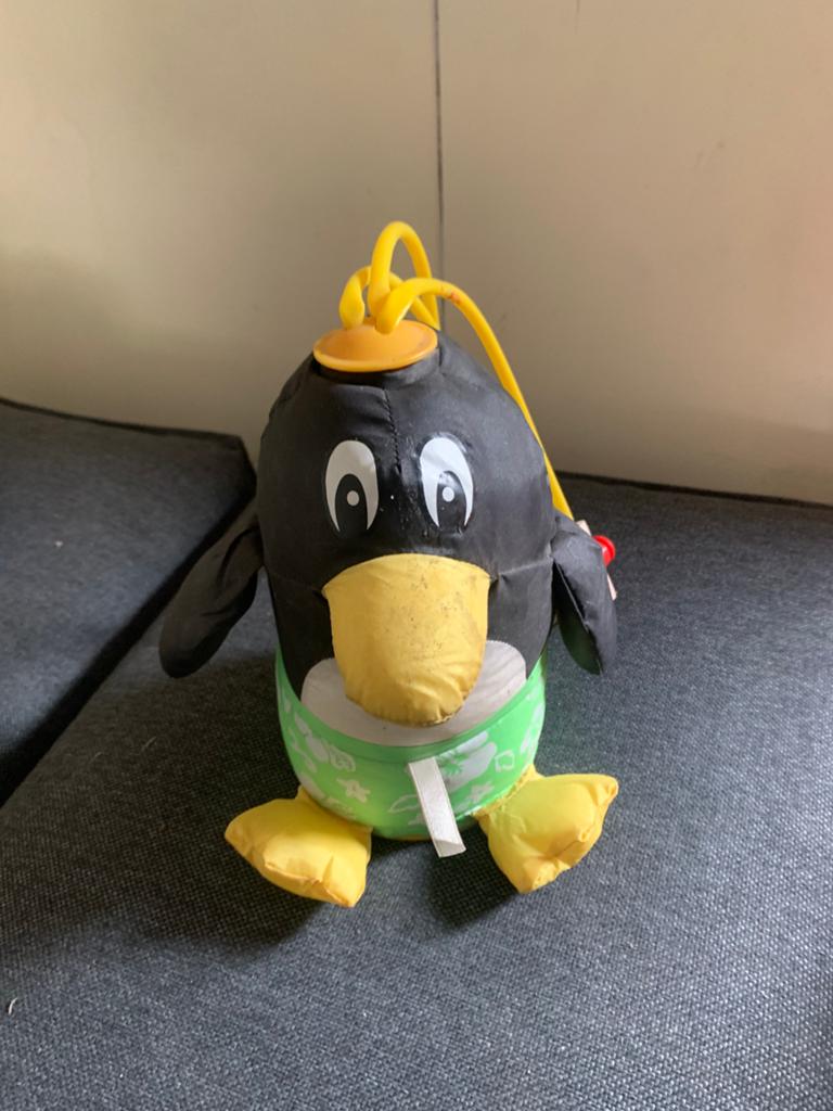 Pinguïn watersproeier, Ophalen