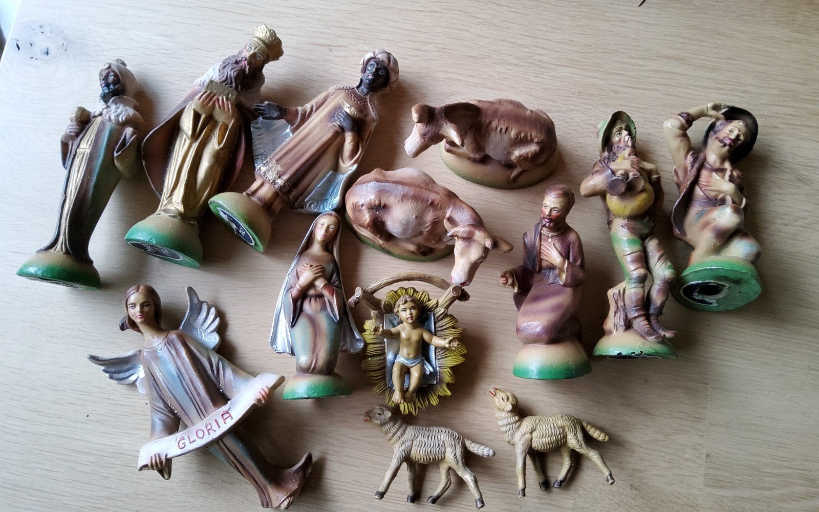 Antieke kerstgroep Papier Mache mooi gestileerd kleuren., Ophalen of Verzenden