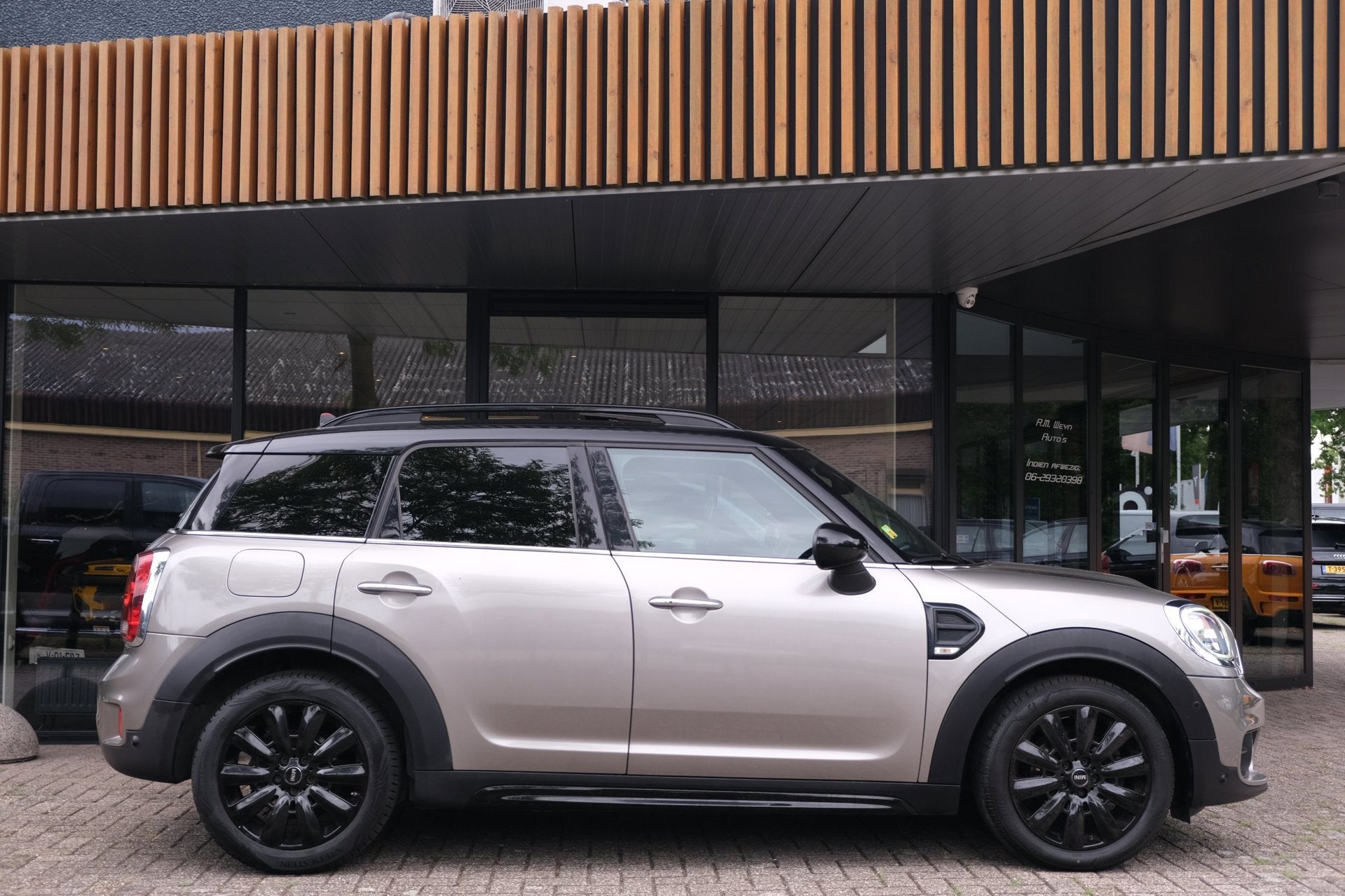 Mini Countryman 1.5 Cooper Chili|Rijklaar!|Pano|HarmanKardon, 136 pk, Gebruikt, Countryman, 715 kg
