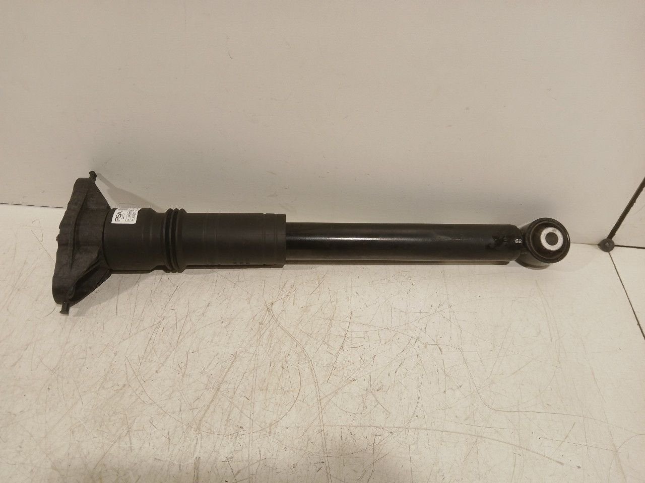 Schokbreker rechts achter Peugeot 2008, Onderdelen@venauto.nl, Van der Ven Autorecycling B.V., Gebruikt, Ettenseweg 76, 4706 PB Roosendaal, The Netherlands