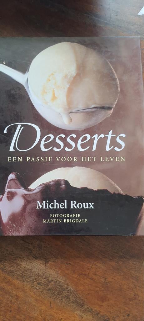 Bakboeken: Zoete en Hartige Taarten, Desserts & Hapjes, Boeken, Kookboeken, Gelezen, Diverse auteurs, Ophalen of Verzenden, Europa