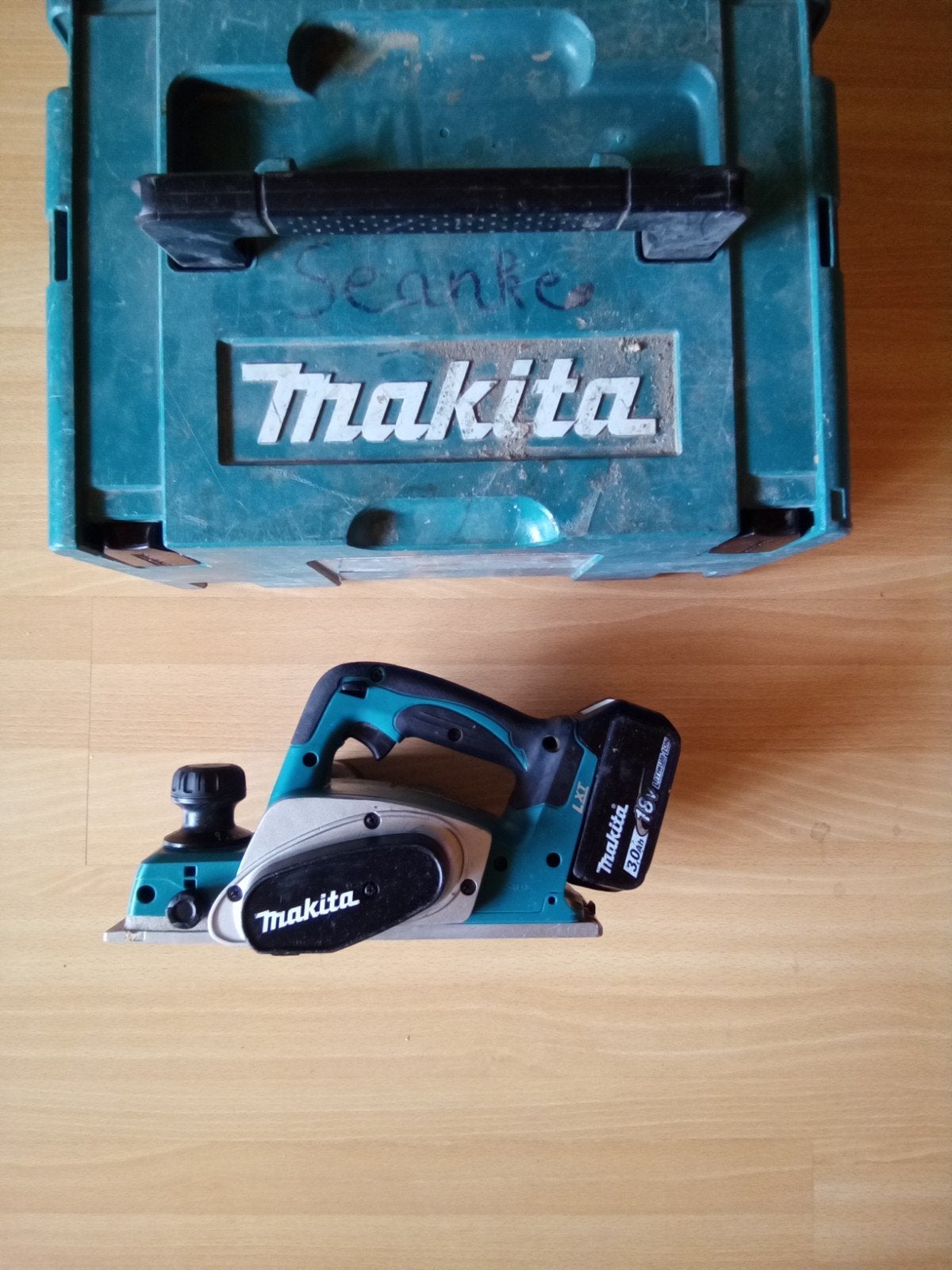 MAKITA DKP180, Ophalen