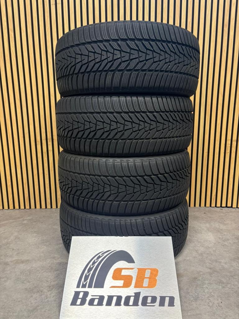Hankook 255/40 20 Winterbanden set 4 2024 7,5mm 255 40 20, Auto-onderdelen, Banden en Velgen, Winterbanden, Gebruikt, Hankook