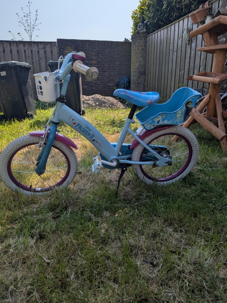 Frozen meisjesfiets met mandje en poppenzitje 16 inch, Ophalen, Gebruikt, Terugtraprem, 16 tot 20 inch