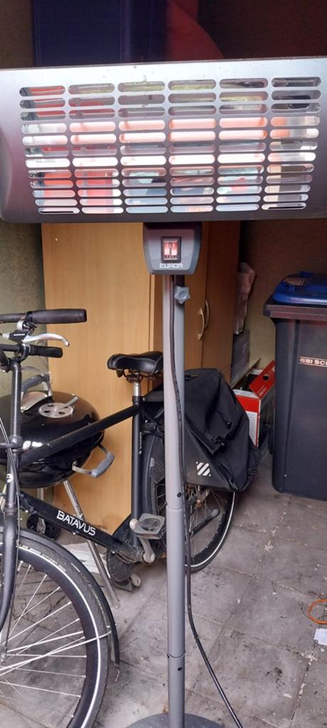 Terras verwarmer, Tuin en Terras, Terrasverwarmers, Ophalen of Verzenden, Zo goed als nieuw, Elektrisch