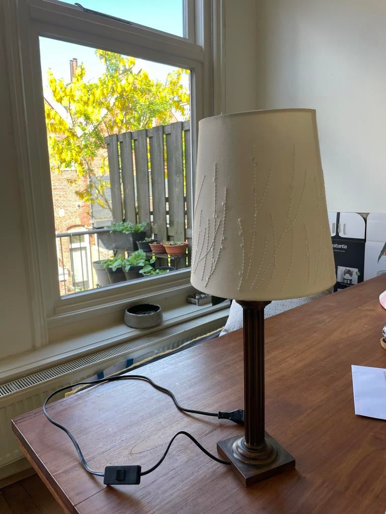 Klassieke tafellamp met stoffen kap, Ophalen, Gebruikt, Metaal