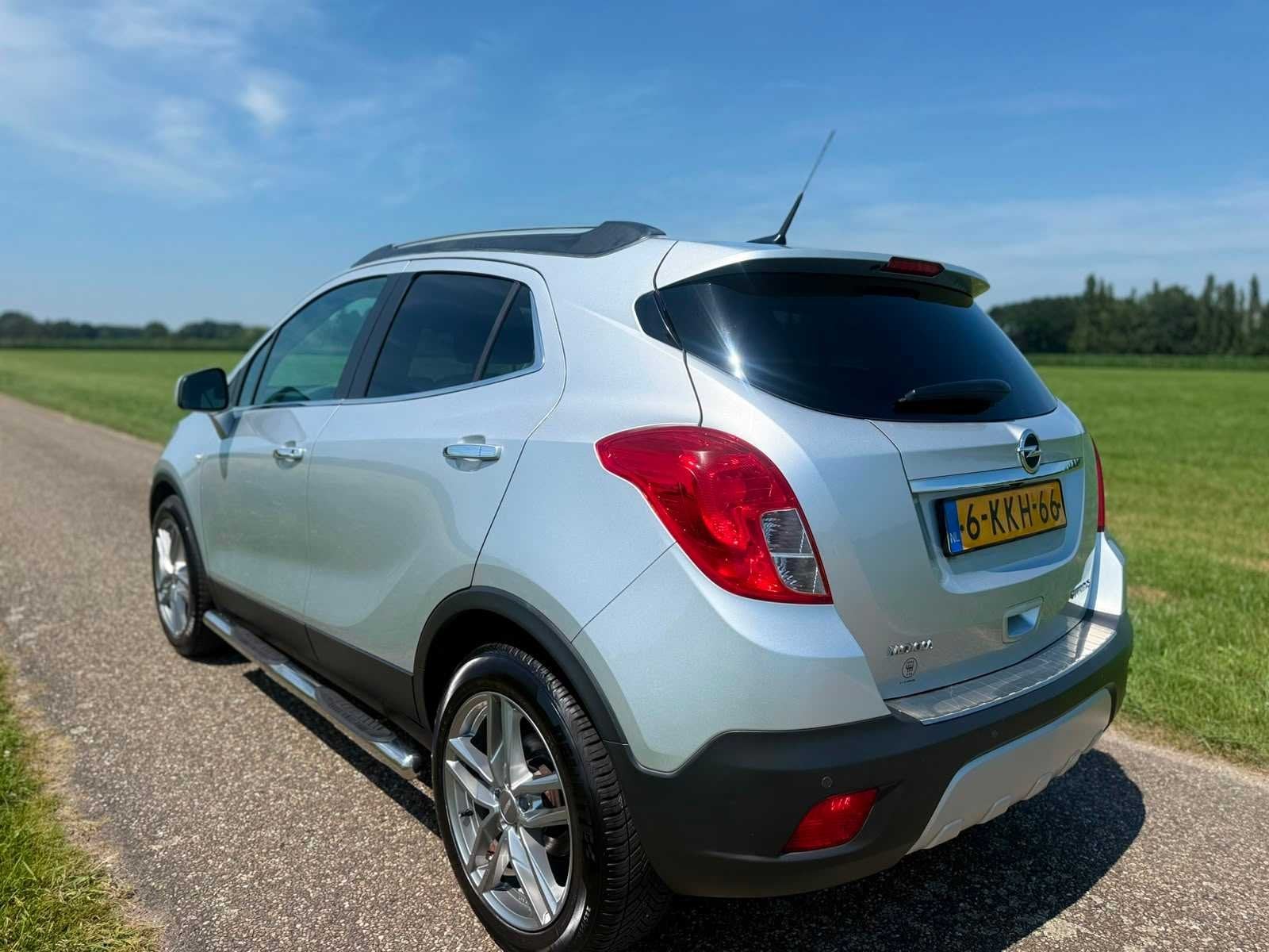 Foto 8 van Opel - 2013 - Mokka - 1.4 T Cosmo 4x4 - 6-KKH-66