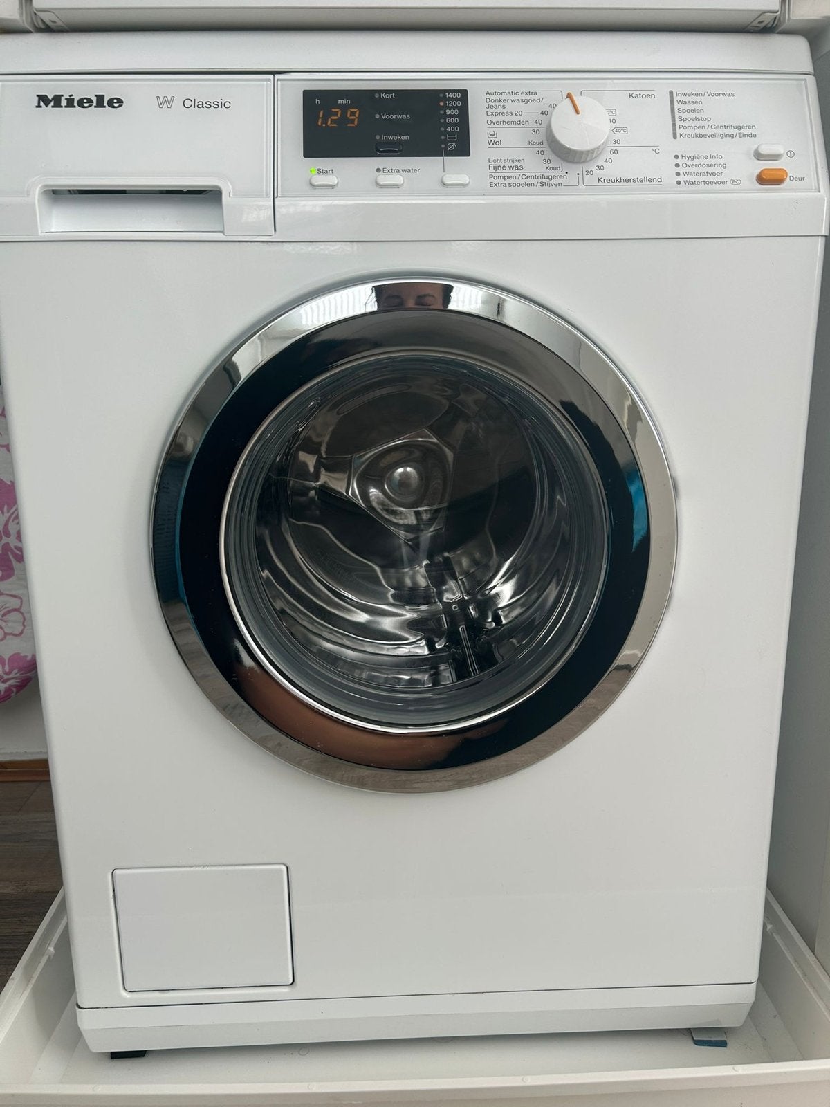 Miele W Classic Wasmachine - Zo goed als nieuw, Ophalen, Zo goed als nieuw, Voorlader, Kort programma