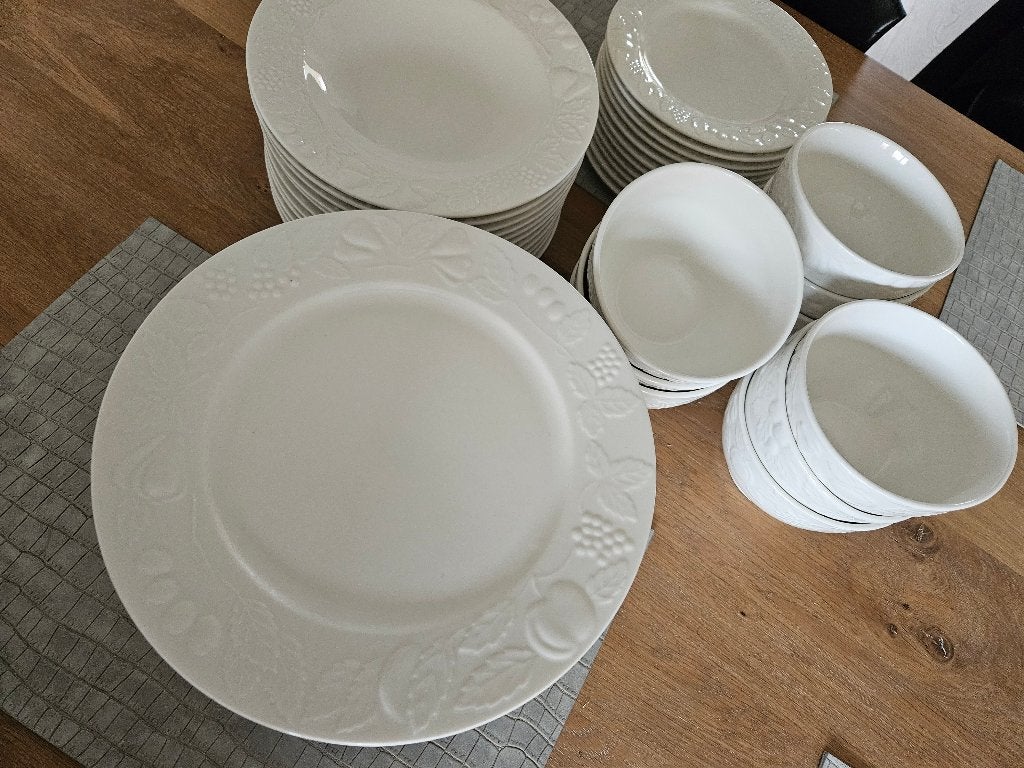 Servies L. Dake en Zn, Ophalen, Gebruikt, Keramiek, Overige stijlen