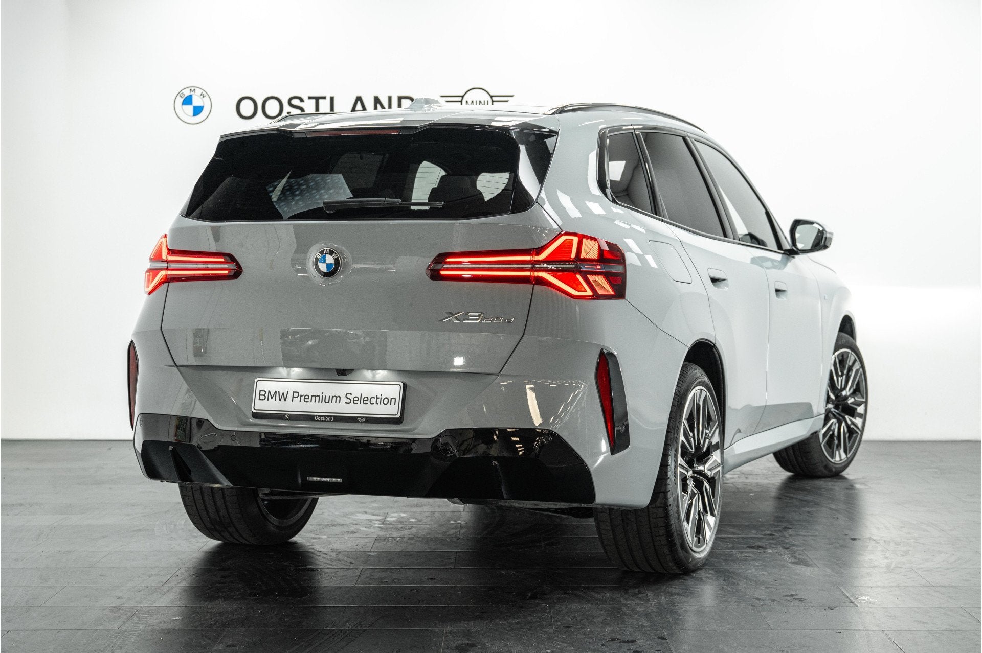 BMW X3 20d xDrive M Sport Automaat / Panoramadak / Trekhaak, Auto's, BMW, Automaat, Zwart, 4 cilinders, Origineel Nederlands