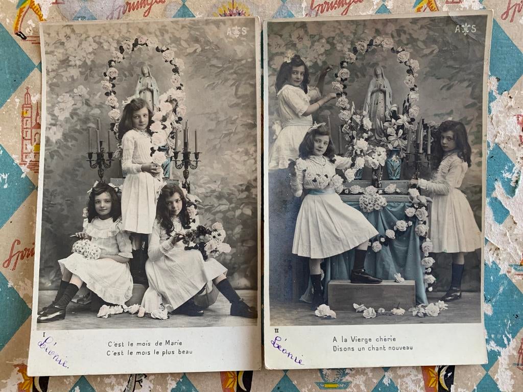1904 Communicantjes bij Mariabeeld (FR), Verzamelen, Ophalen of Verzenden, Voor 1920, Gelopen, Kinderen