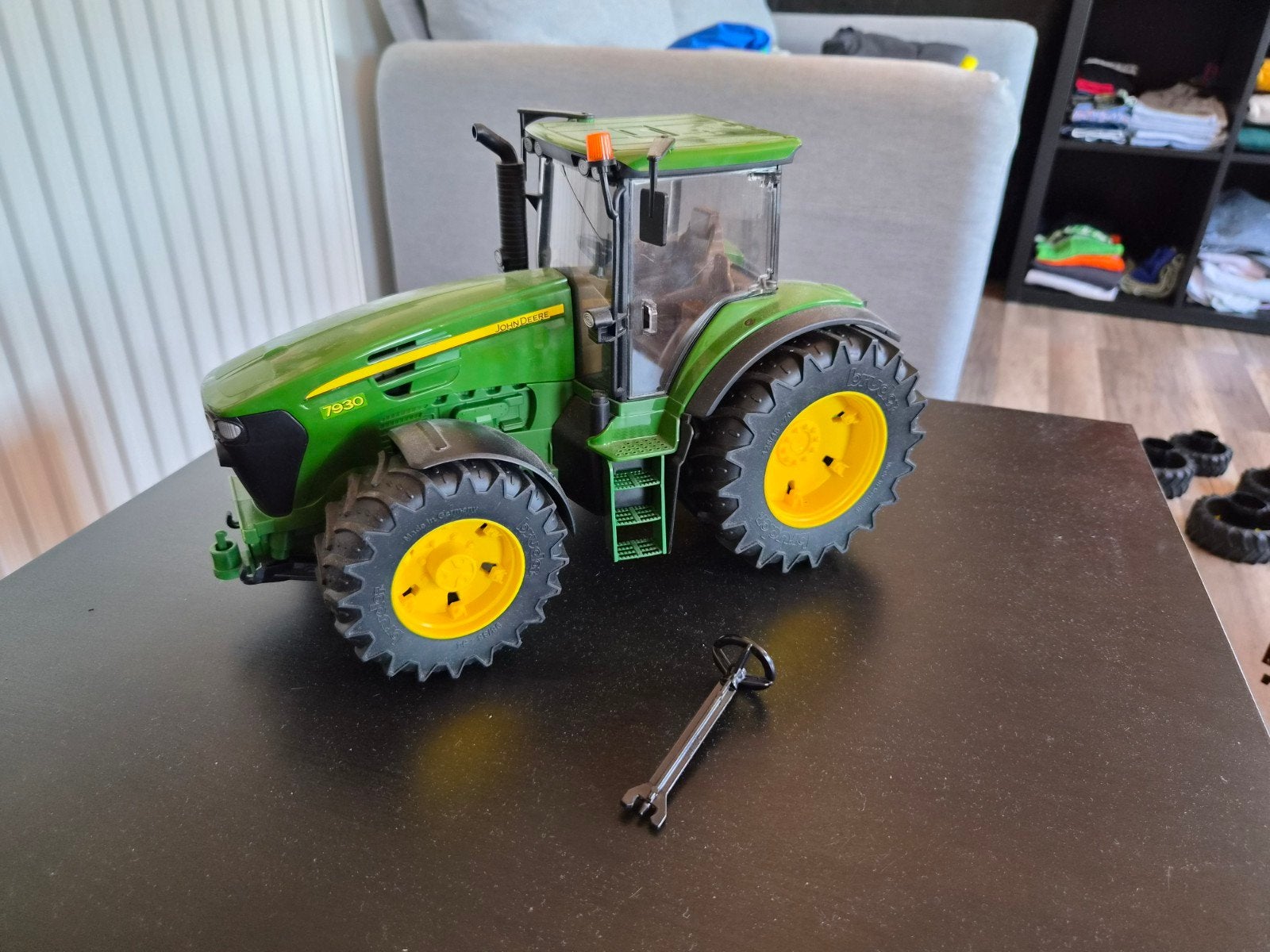 John Deere 7930 Tractor Speelgoedmodel bruder, Ophalen of Verzenden, Zo goed als nieuw