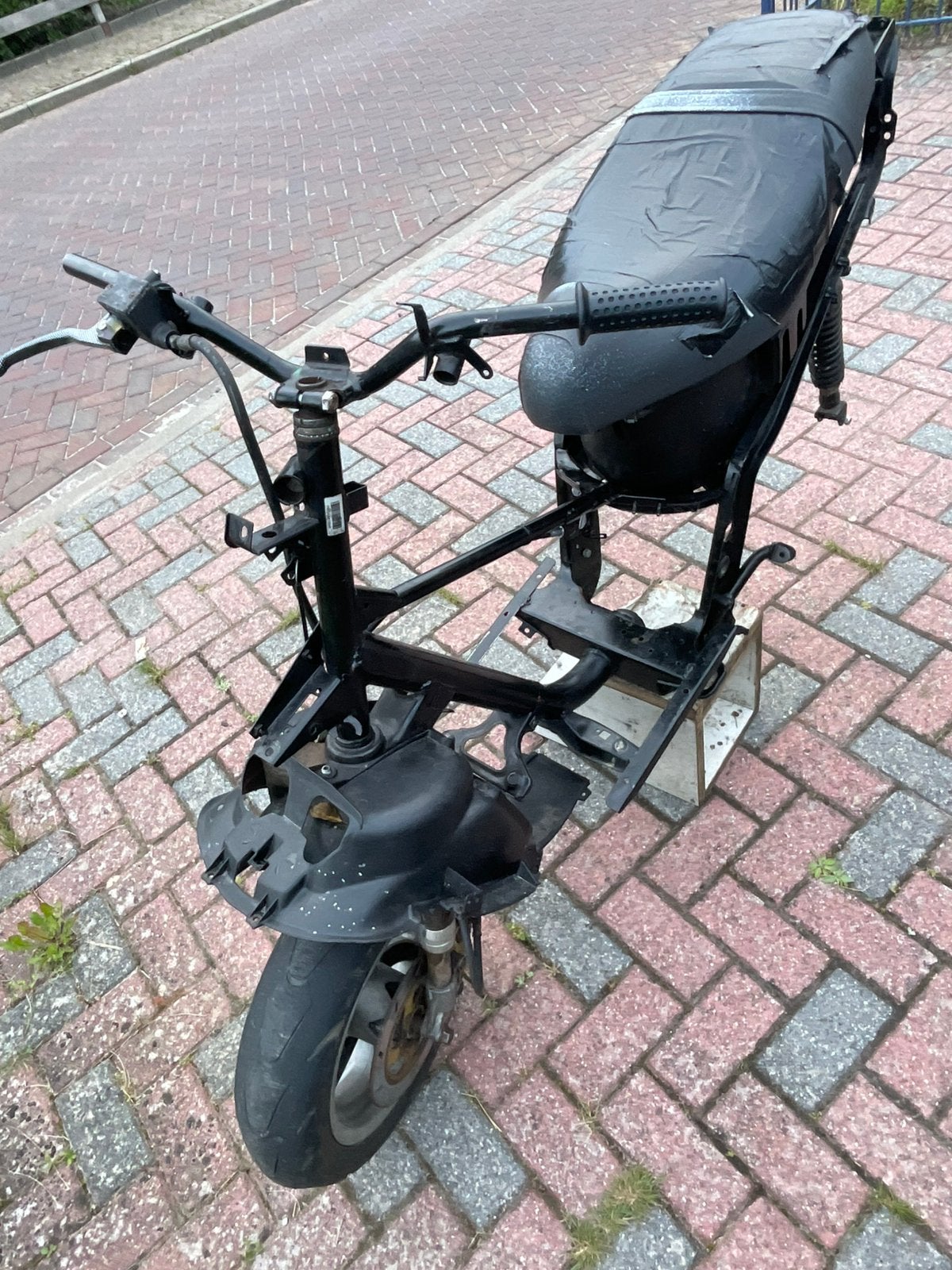 Gilera runner onderdelen Lees beschrijving, Fietsen en Brommers, Ophalen of Verzenden, Zo goed als nieuw, Overige typen