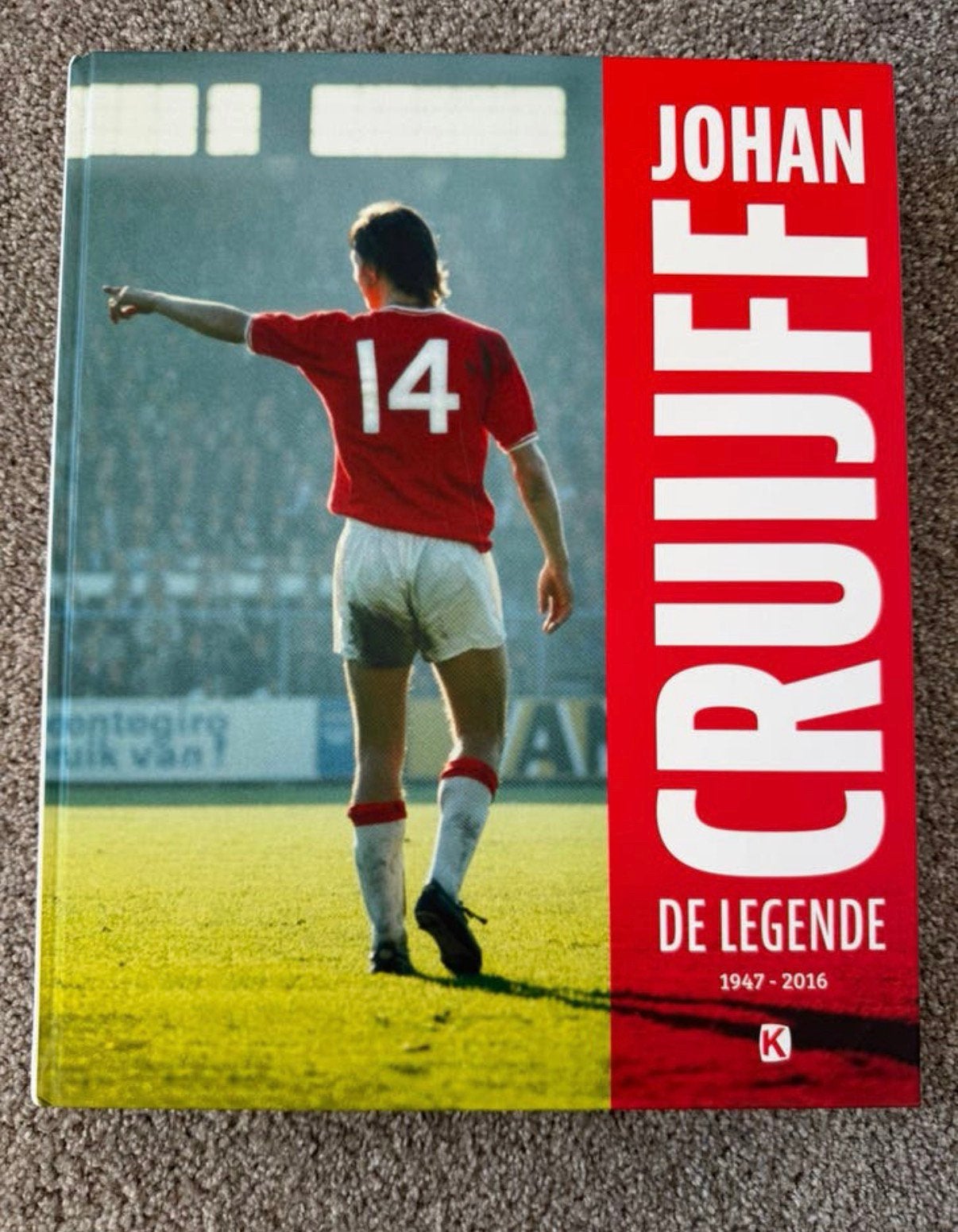 Johan Cruyff - De Legende - Jaap Visser - Johan Cruijff, Boeken, Verzenden, Zo goed als nieuw, Sport