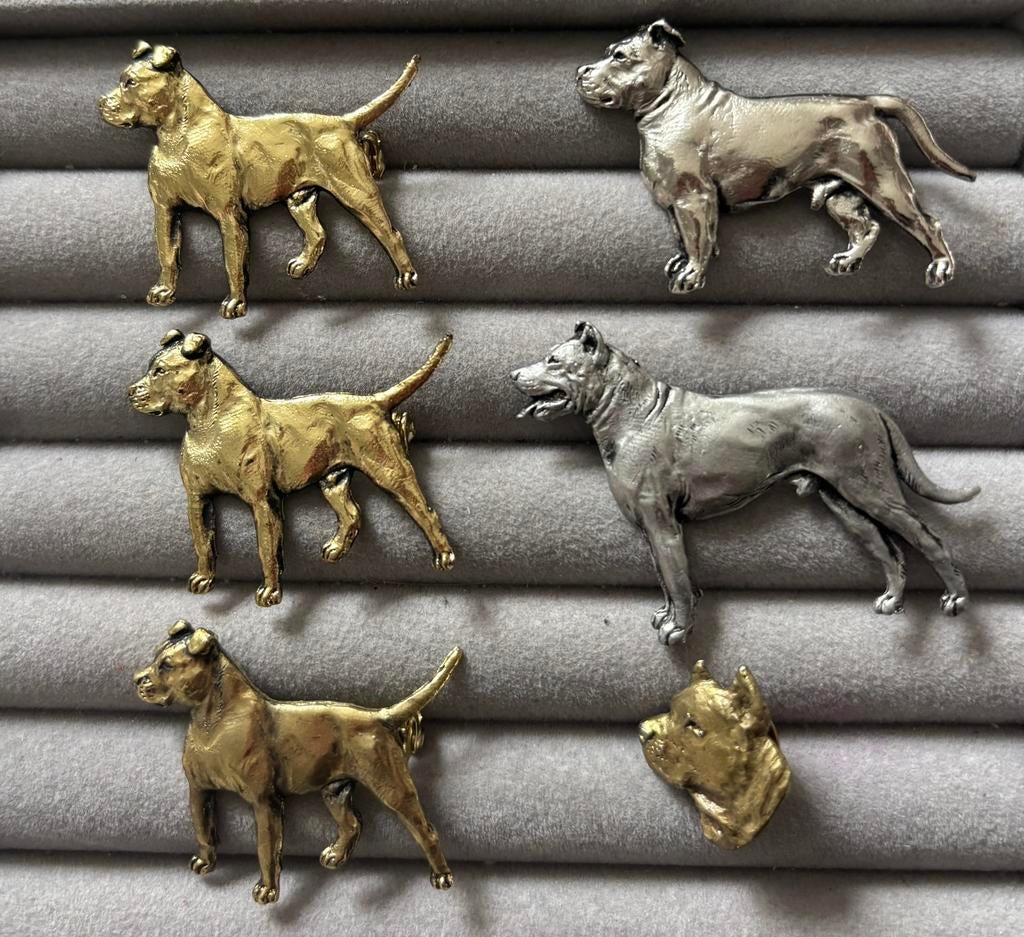 Pitbull speldjes, Ophalen of Verzenden, Zo goed als nieuw, Dier of Natuur, Speldje of Pin