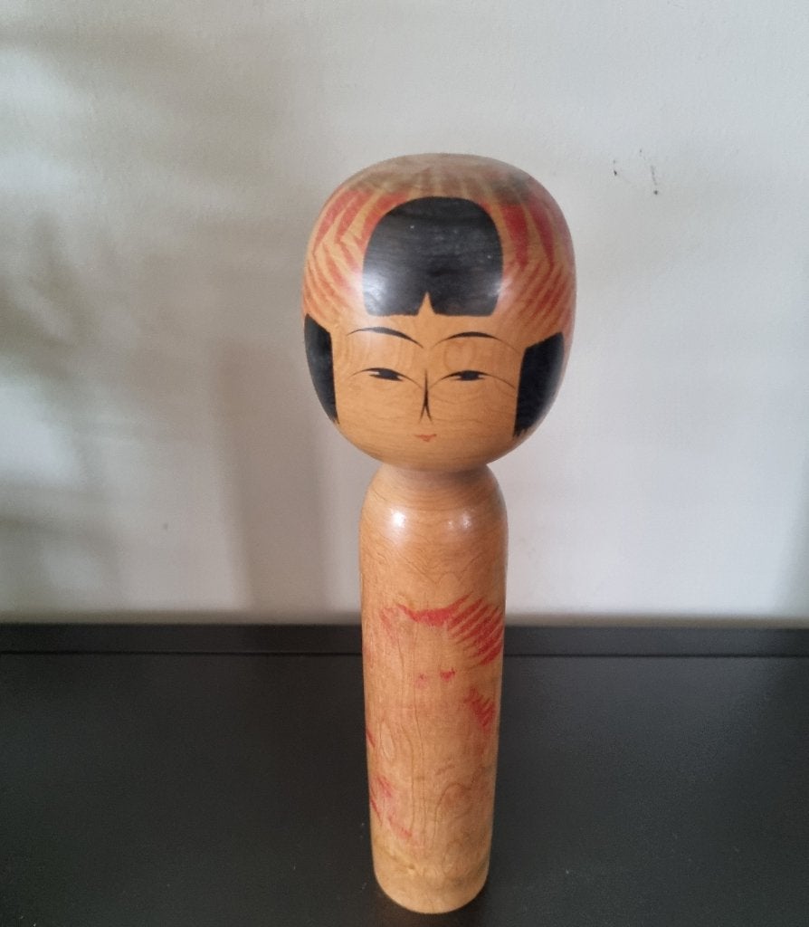 Vintage Togatta Kokeshi van Kazuo Sato (1936–), Antiek en Kunst, Verzenden