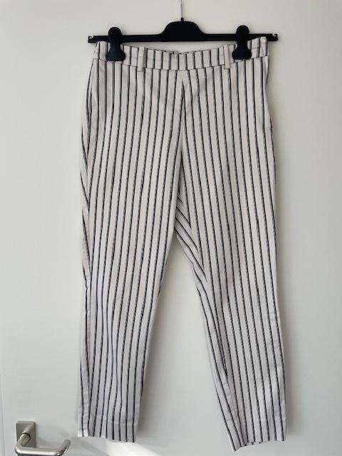 Wit zwart gestreepte broek Maat 38, Maat 38/40 (M), H&M, Overige kleuren, Ophalen of Verzenden