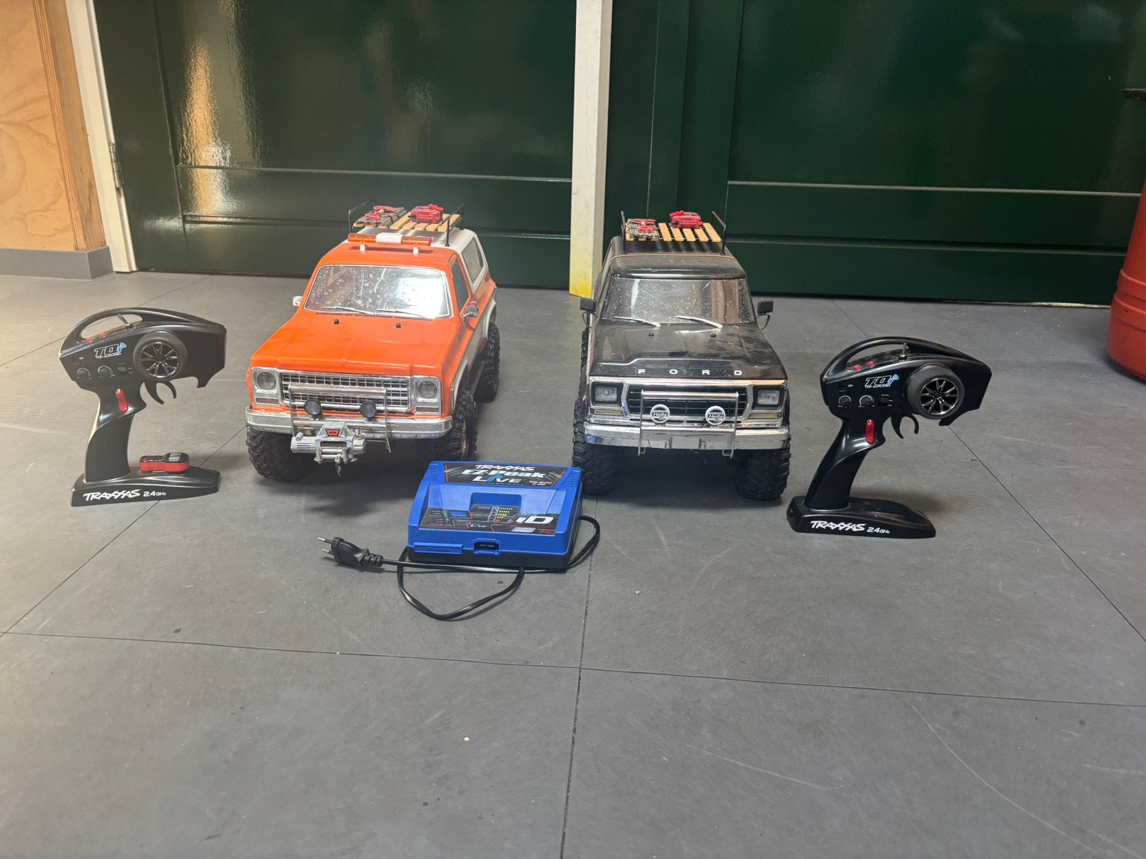 2x Traxxas TRX4, Auto offroad, Zo goed als nieuw, Schaal 1:10, Ophalen