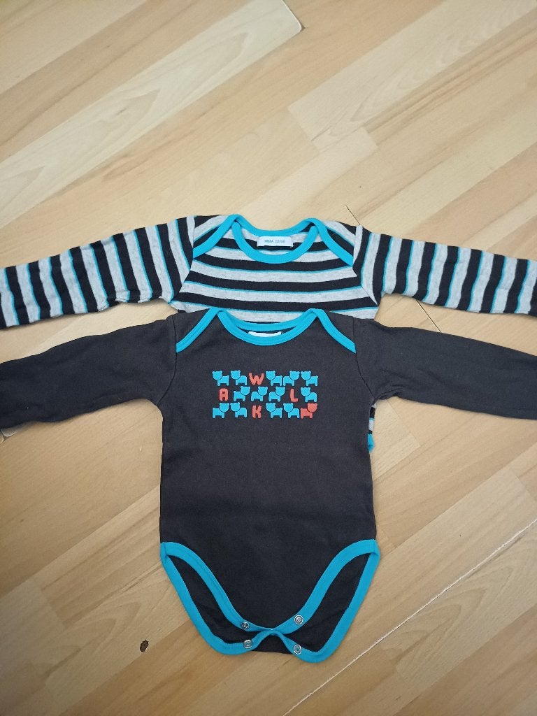 1-2) 2 rompertjes maat 62-68, Nacht- of Onderkleding, Jongetje of Meisje, Ophalen of Verzenden, Zo goed als nieuw