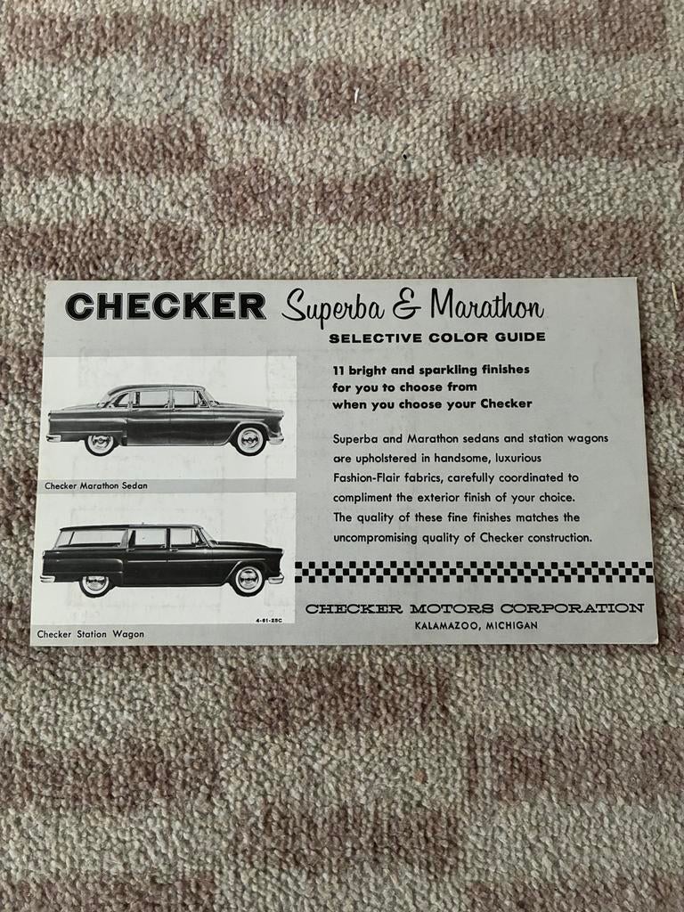 Checker Superba en Marathon kleurenkaart brochure, Boeken, Ophalen of Verzenden, Zo goed als nieuw, Overige merken